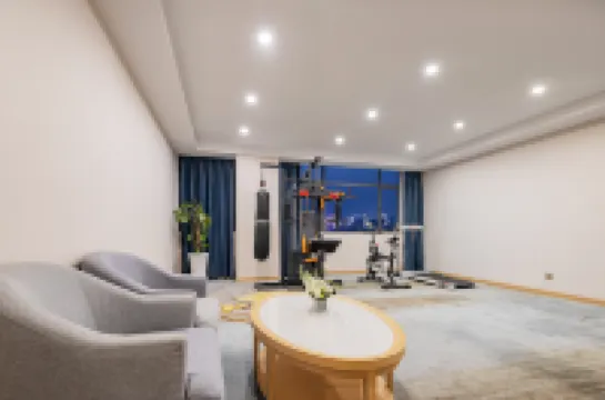 Vienna International Hotel (Yichang East Railway Station Passenger Transport Center)