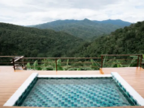 ภูเลญ่า เชียงใหม่ - Pool Lay Ya House โรงแรมในอำเภอ แม่แตง