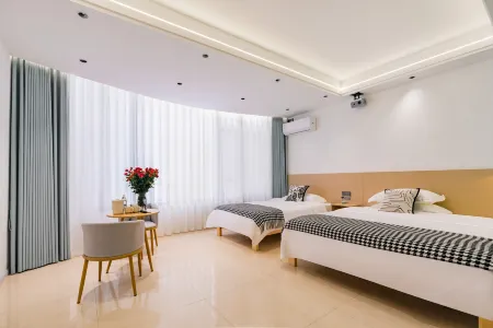 Kunming Wangdian Courtyard (Kunming Xishan) Отели рядом с достопримечательностью «CPC Yunnan Provincial Committee Party School»