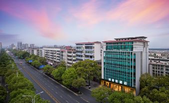 Yi ju Yue Hotel (Junshan Avenue Branch, Ji'an)