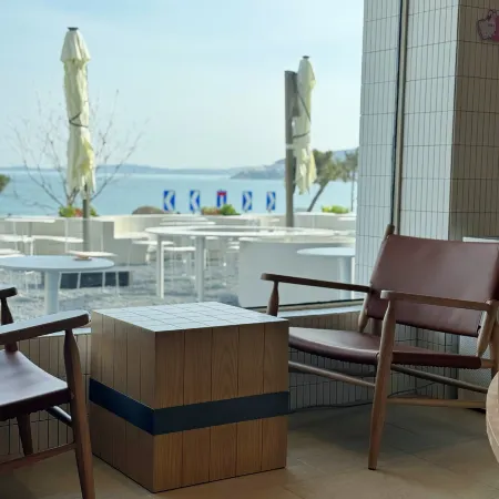 Facing Sea Hotel
