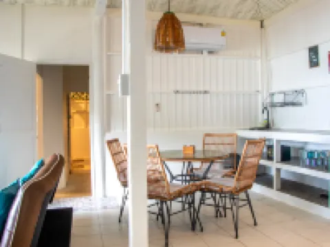 คลิฟ คอทเทจ รีสอร์ท โรงแรมในเกาะช้าง