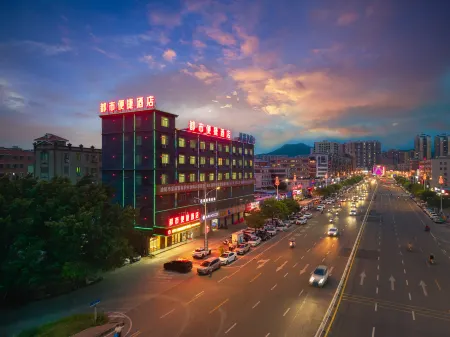 City Comfort Inn