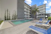 Salt Yeppoon Hotels in Cooee Bay