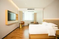 Overseas Chinese Hotel Hotels in Dongshan