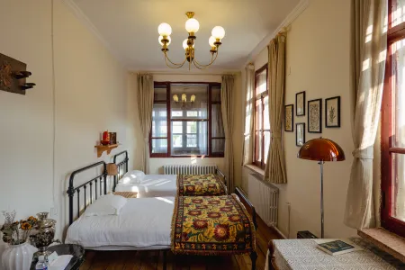 Alesha's Guesthouse Отели в г. Хайлин