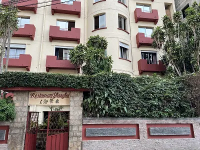 โฮเต็ล เรสเตอรองต์ แชงไก โรงแรมใน