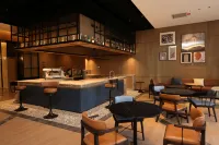 Four Points by Sheraton Yining - bar