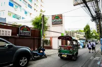 Au Samlor Guesthouse