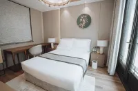 Man · Wenquan Homestay