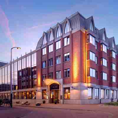 The July - Boat & Co Hotel Exterior