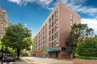 城市便捷酒店（武漢青山青宜居地鐵站店） 鄰近螞蟻森林武漢希望林的酒店