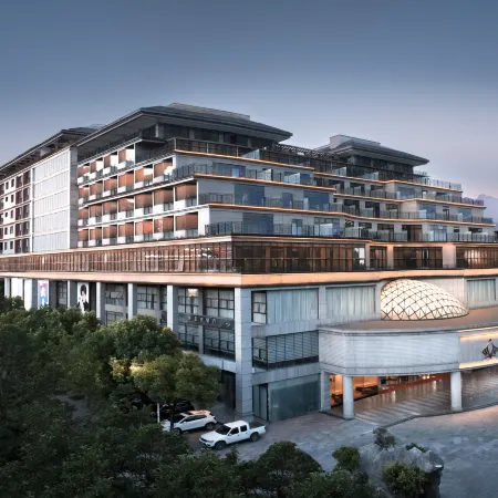 Grand Emperor Hotel