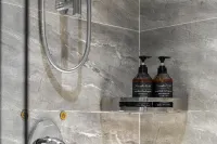 Huipuyi Comfortable Business Hotel (Linhai Yintai Branch)