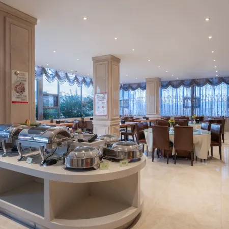 Huize Pusu Hotel