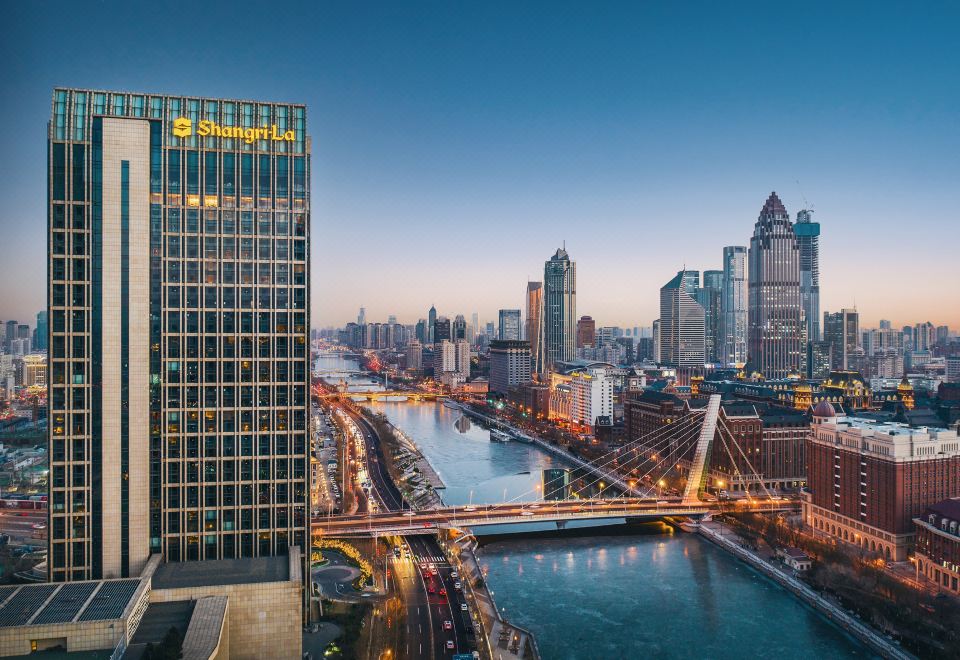 샹그릴라 톈진의 객실에서 바라본 멋진 강변 뷰 이미지