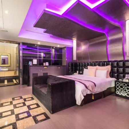 Merry Day Motel Отели рядом с достопримечательностью «Станция метро Dingxi»