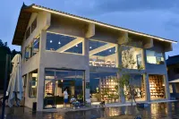 Qunshan Zhixin Hotel Các khách sạn ở Lôi Sơn