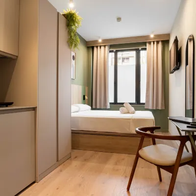 Ola Living Chamartín Studios Hotels near Chamartín