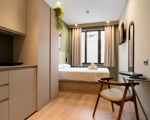 Ola Living Chamartín Studios 鄰近托雷普华永道的酒店