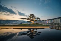 HUALUXE Hotels and Resorts CHONGQING WUSHAN