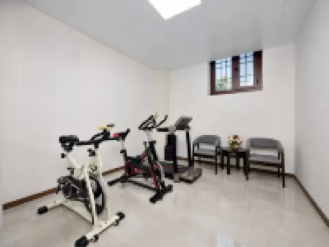 Zhongchun Yaju Hotel (Dingzhou Ancient City Wanda Plaza) Hotels in Dingzhou