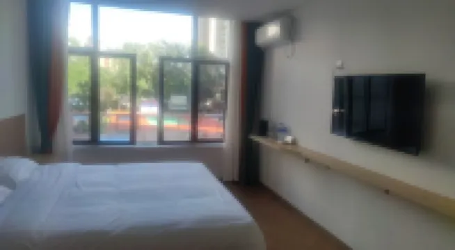 秦皇島秒睡民宿 鄰近秦皇島站的酒店