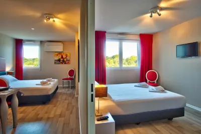 Adonis Hotel Bayonne Hotels in 