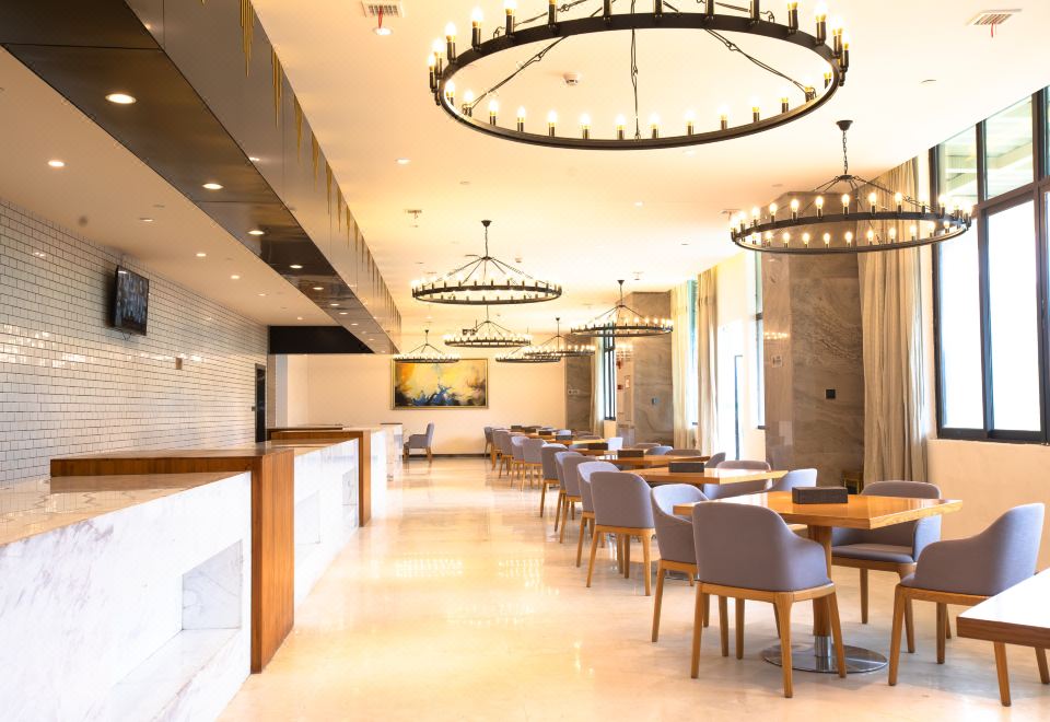 2. 징코 퀸 호텔..