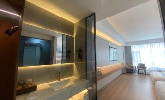 Songpan  YangKe Homestay (Huanglong Jiuzhai High speed Railway Station Branch)