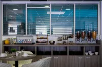 Nemea Appart Hotel Quai Victor Tours Centre