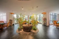 Buluotuo Buyi Cultural Theme Hotel - Gym