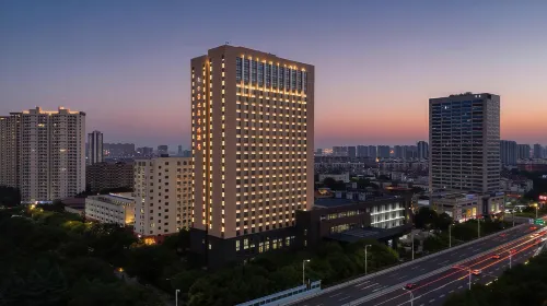 โรงแรมวูซีแลนดิสันพลาซา - ที่มีสปา