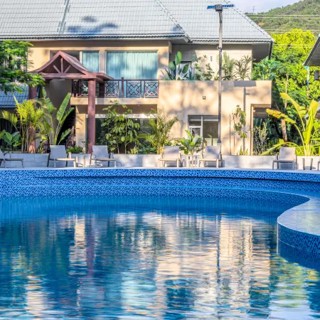 Meihao Lizhi Hot Spring Hotel (Gasa Flower Street)