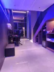 Jingzhe LOFT E-sports Hotel (Luohe Exhibition Center Liaohe Road Dennis)