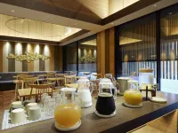 Minn Kanazawa Hotels near Kanazawa Phonograph Museum