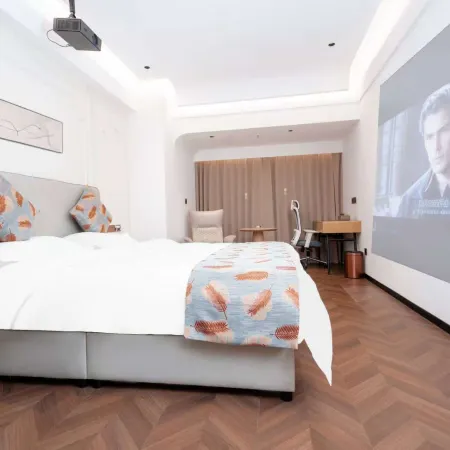 Lanyi Movie Homestay