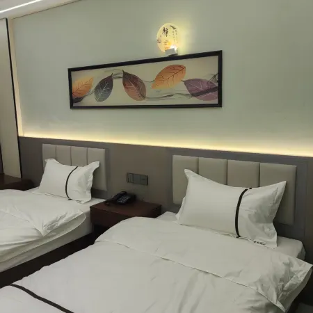 Feixi Lantian Express Hotel