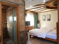 LIjiang Shiliushang Inn Hotels in Lijiang