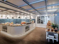 Chalet Antoine Hotels near مركز المدينة