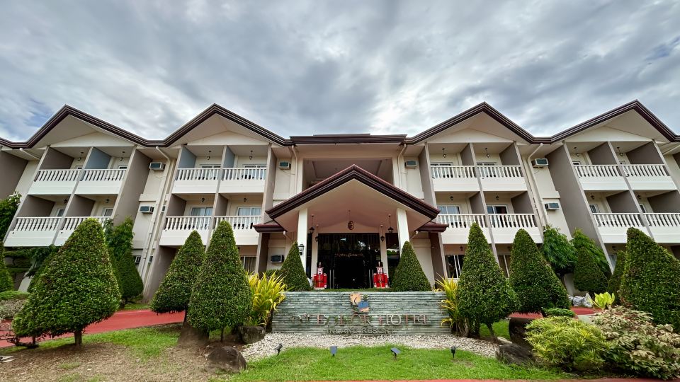 D' Leonor Inland Resort and Adventure Park