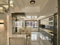 Solana Garden Hotel Các khách sạn gần Vincom Plaza Quang Trung
