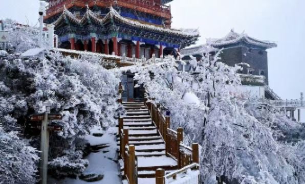 Ramada Encore by Wyndham Linqu Downtown