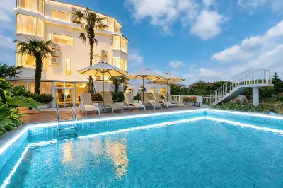 Shanghai Senbo Garden Resort Hotel (International Tourism Resort Area) Hotels in 