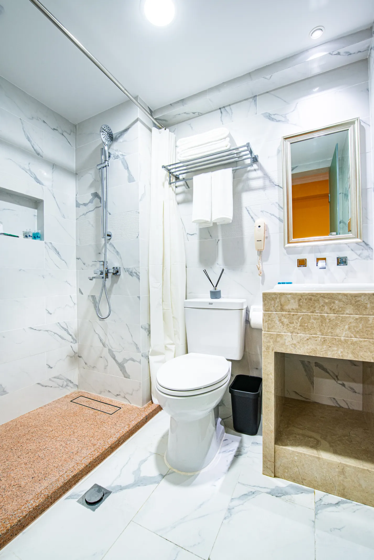 PENSÃO FAMÍLIA (RUA DAS ESTALAGENS) Kamar Photos