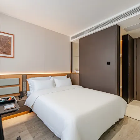 Wutong Jintang Hotel (Jinan Baotu Spring Wanda Plaza Branch)