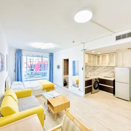 Beijing Fudun Movie Theme Apartment (Jinsong Subway Station Branch)