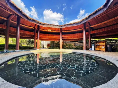 Yangming Hot Spring Resort Town, Ganzhou