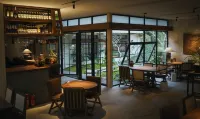 Qingcheng Mountain is not staying. Jiuzhi Forest Private Tang Homestay - bar