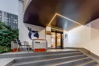Ease Hotel (Hangzhou West Lake Huanglong Sports Center Wensan Road Branch) Hotels in Hangzhou